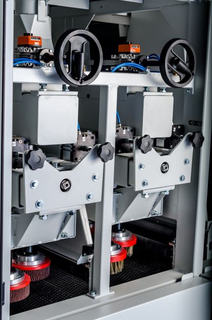 RWT STEELINE BSM 650 EDGE-ROUNDING & DEBURRING MACHINE